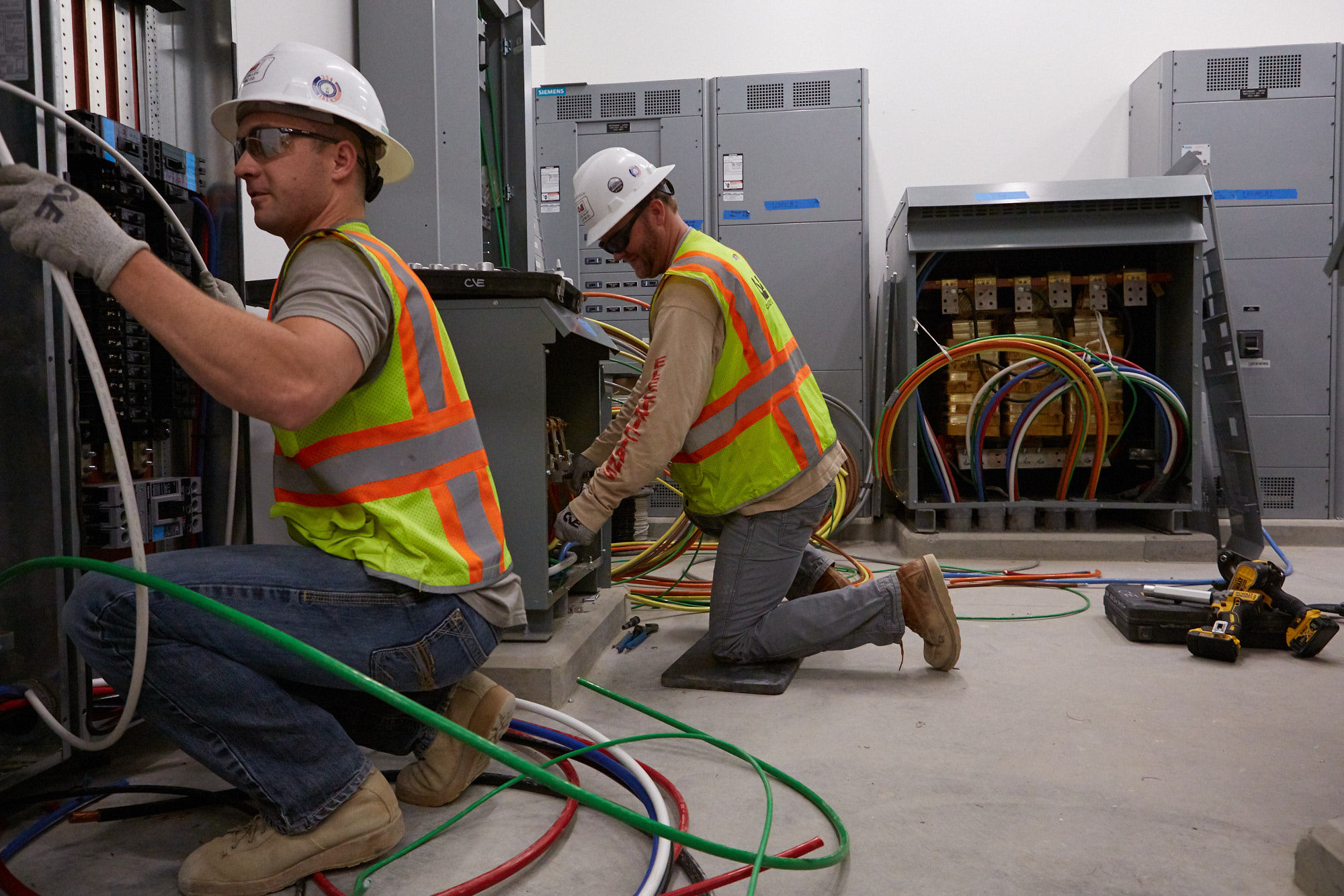 Understanding the Responsibilities of a Commercial Electrician